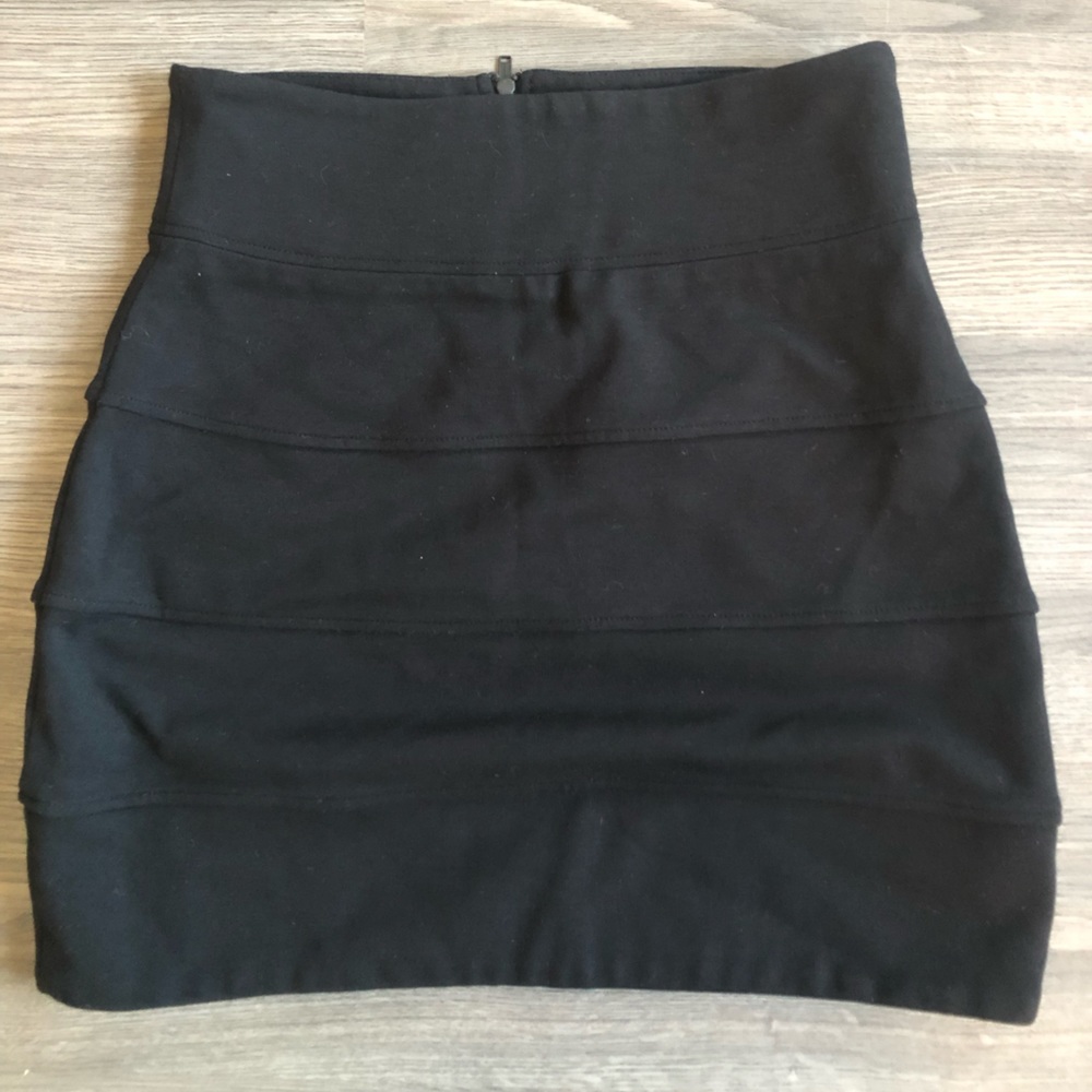 🌼Talula | Zipper Back Mini Skirt